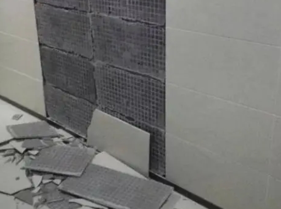 昆明市瓷砖空鼓维修公司分享下昆明市墙砖松动维修的知识